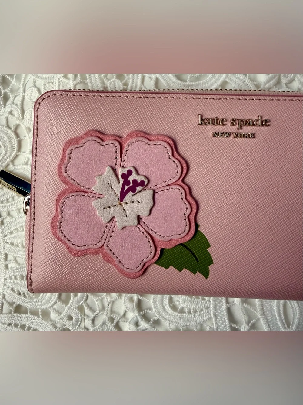 Kate Spade Hawaii Exclusive Hibiscus Zip Around Wallet